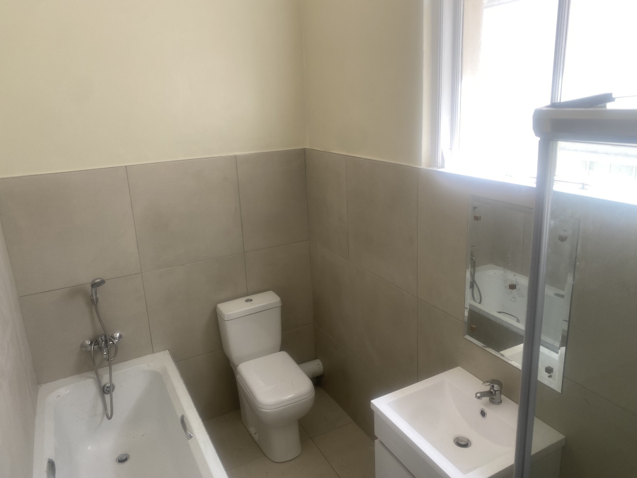 3 Bedroom Property for Sale in Zonnebloem Western Cape